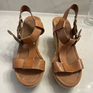 Lucky Brand tan leather wedge sandals